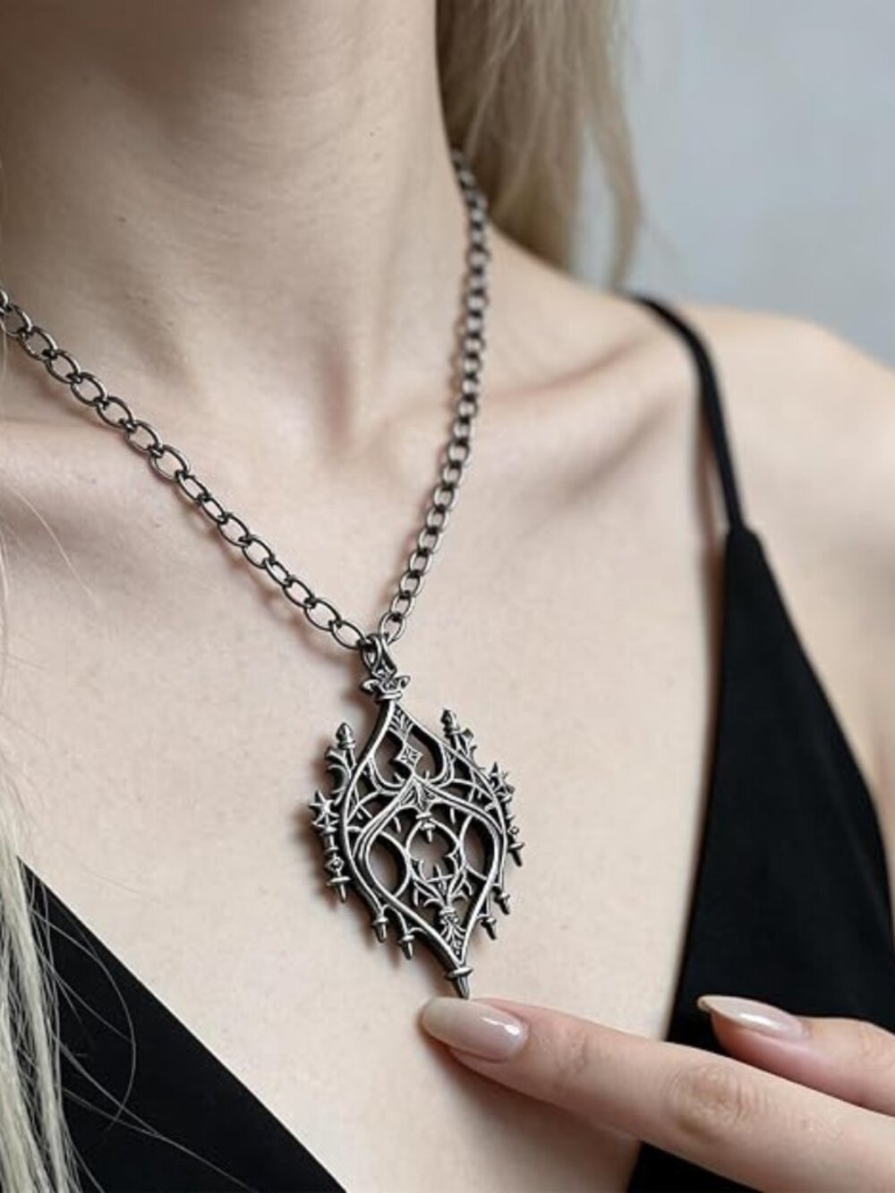 BRAND NEW Unisex Statement Necklace,Gothic Necklace